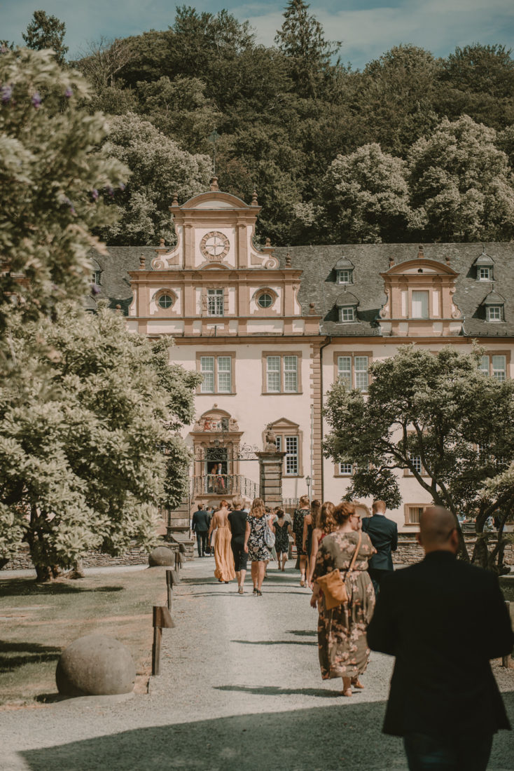 hochzeitsfeier schloss ehreshoven engelskirchen