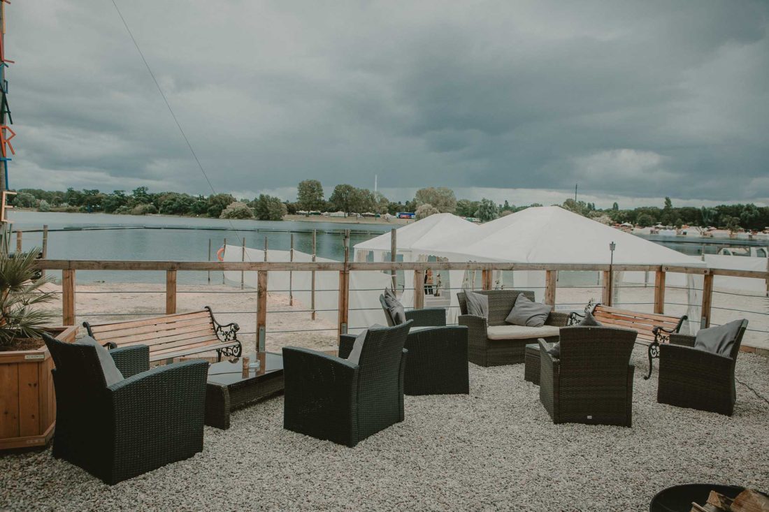 Seepavillon Köln Hochzeitslocation Trauung am Strand