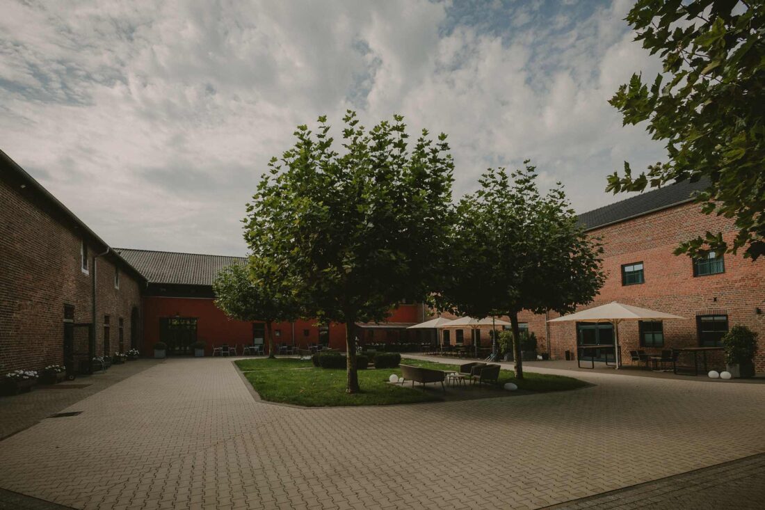 burg obbendorf hochzeit innenhof
